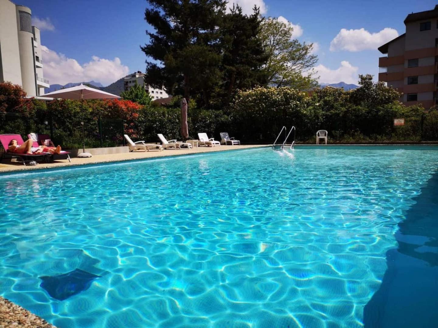 Mont Royal Balcon Et Piscine Leilighet Annecy Eksteriør bilde